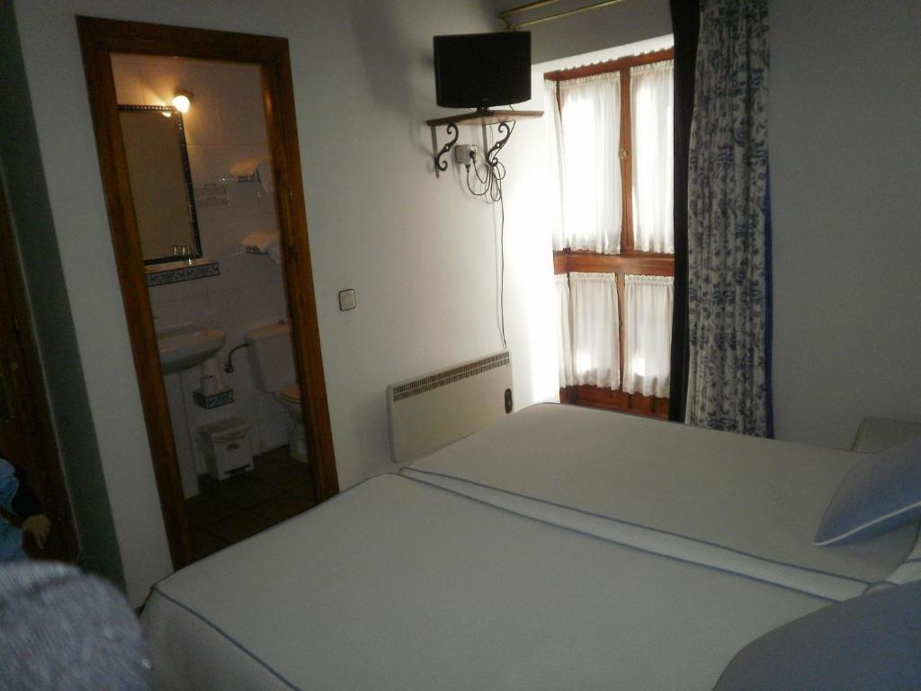 Hostal La Posada De Zocodover Toledo Bilik gambar
